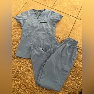 SCRUB SET